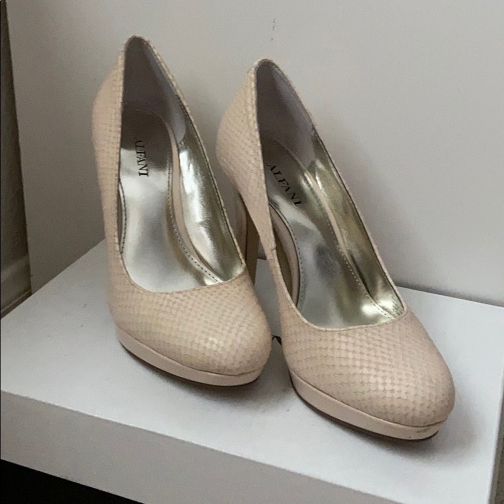 Cream snake skin heels
